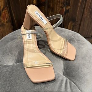 Steve Madden “Lilah” size 6.5. 3-inch block heel